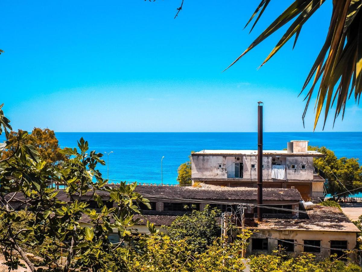 Sun Bakers Hostel Himare Esterno foto