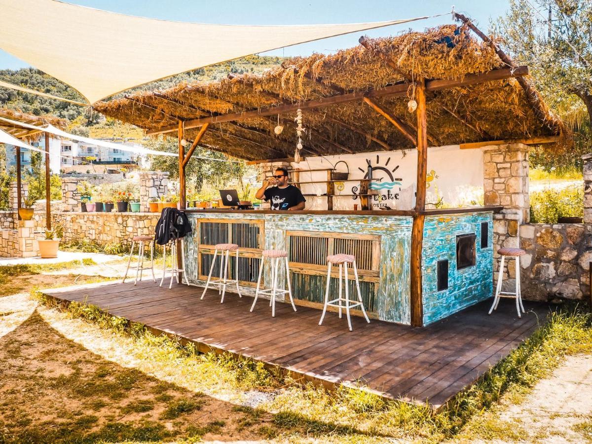 Sun Bakers Hostel Himare Esterno foto